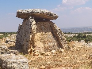Küçükkarakuyu - Yavuzeli Dolmen